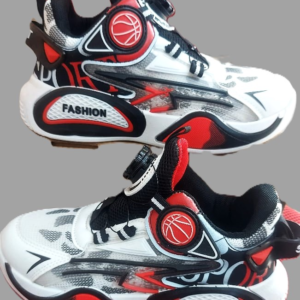 Eye-catching kids’ Sports Sneakers